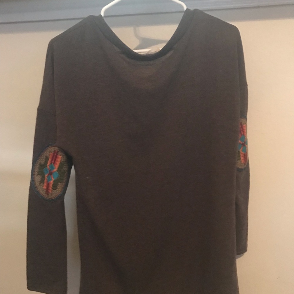 Long sleeve shirt